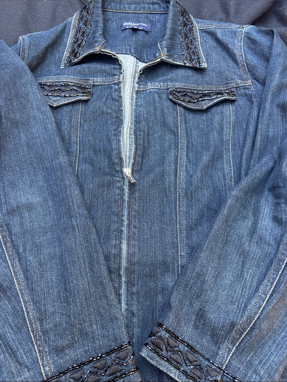 Jones New York Embroidered Trim Blue Denim Zip Jacket. Vintage. Size XL